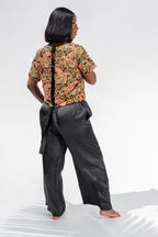 Haut dos ouvert & pantalon fluide